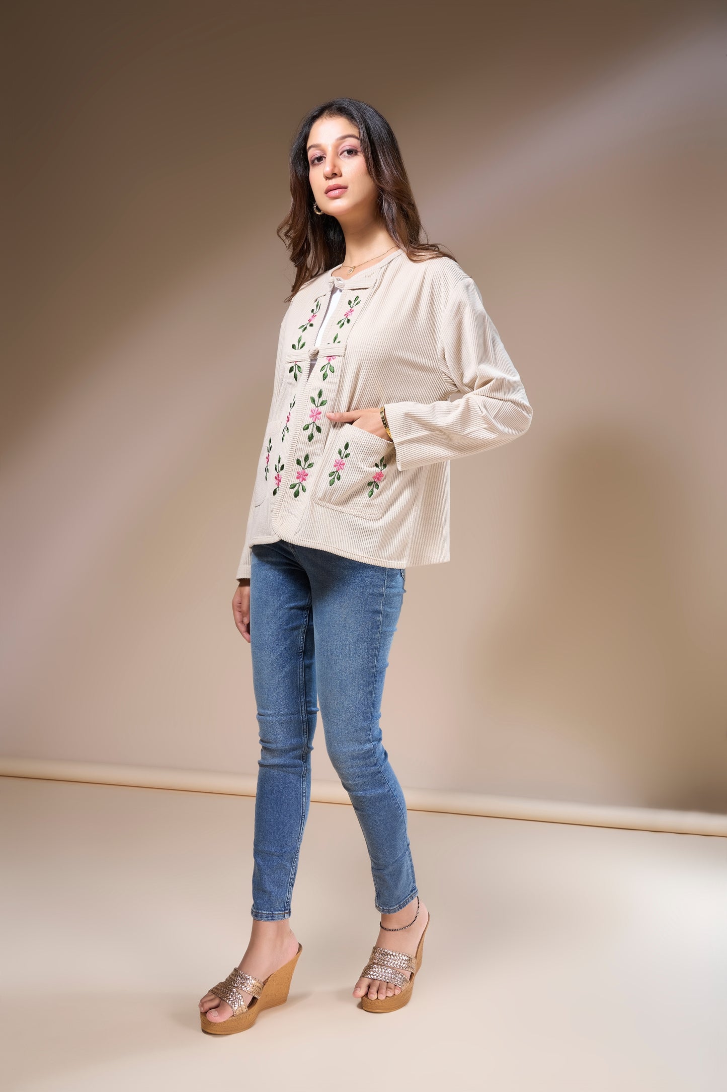 Women's Embroidered Layering Jacket